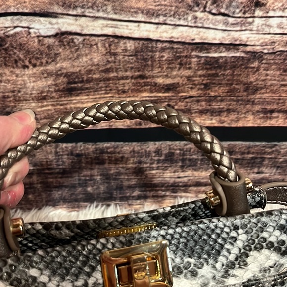 Carlos Falchi bag - Picture 7 of 13